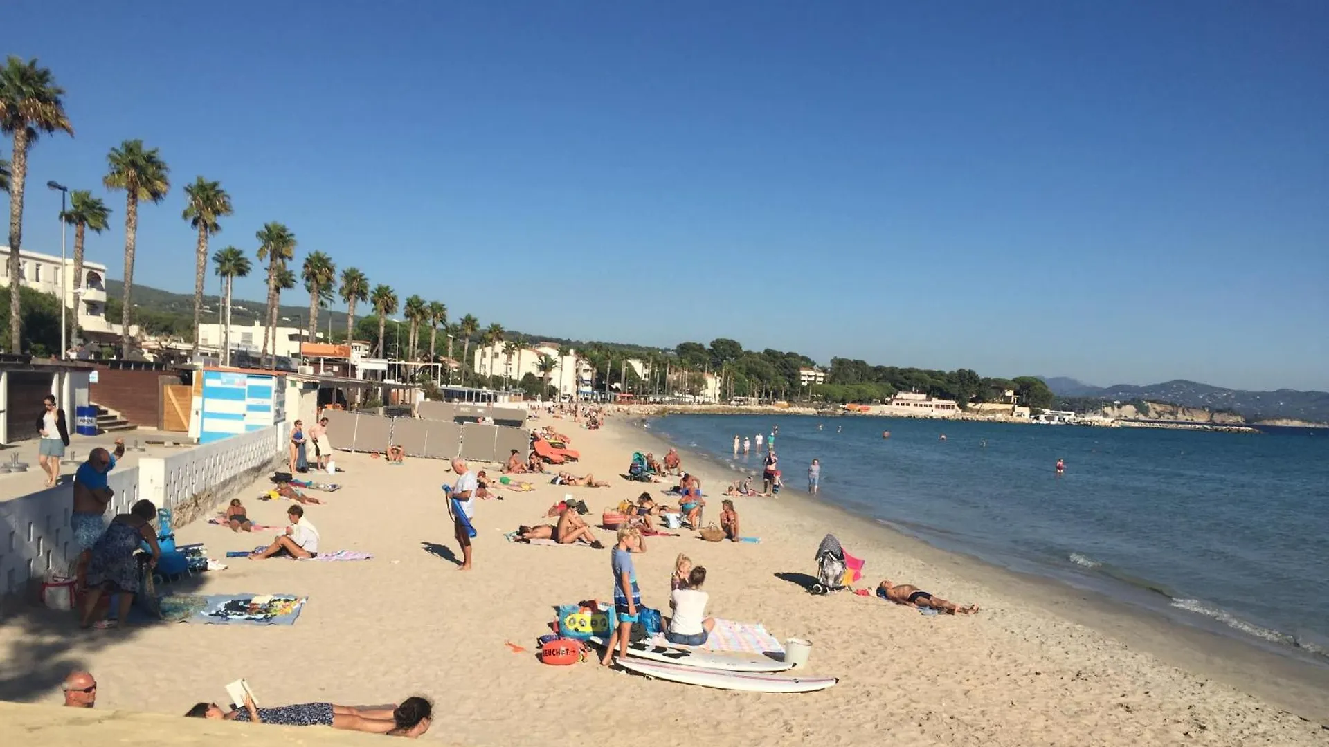 Alojamento de Acomodação e Pequeno-almoço L'Enclos De La Plage La Ciotat França